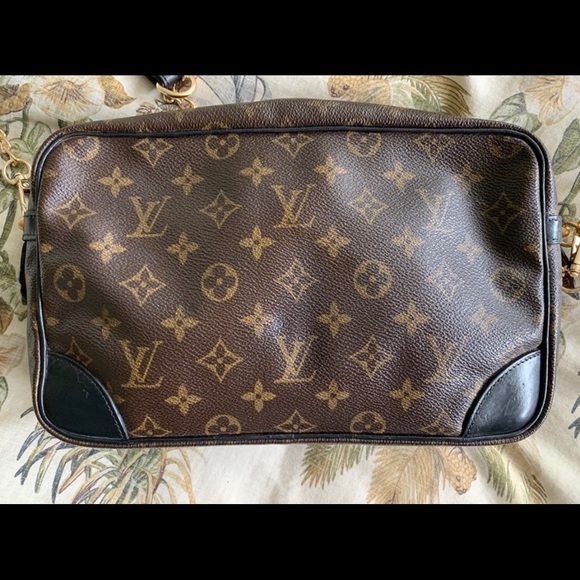 Louis Vuitton Compiegne Crossbody Bag - Picture 2 of 8